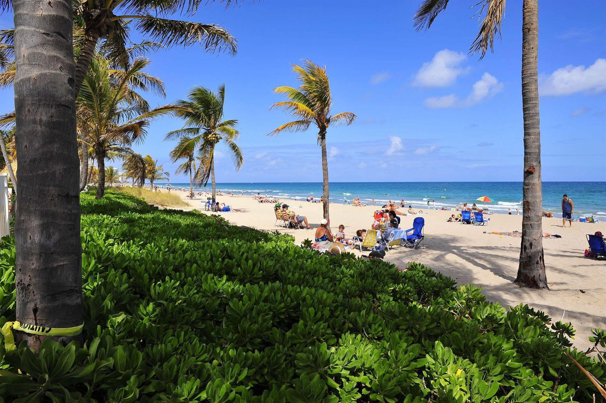 Blue Seas Courtyard Hotel Lauderdale-by-the-Sea Exterior foto