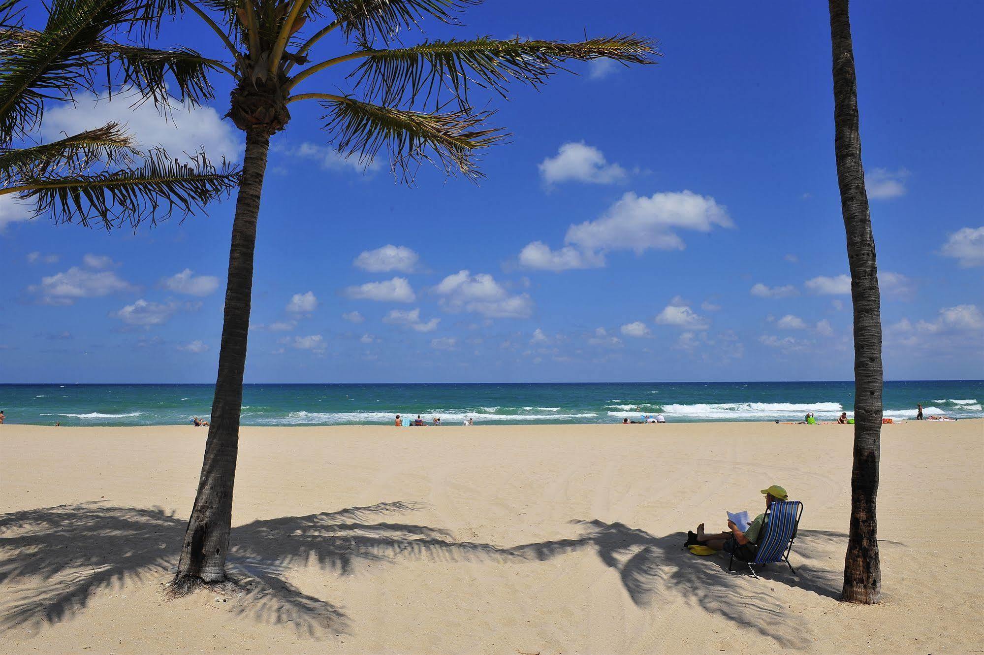 Blue Seas Courtyard Hotel Lauderdale-by-the-Sea Exterior foto